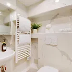 A Jewel In The Heart Of The Marais- 4P 1Bdr- Paris