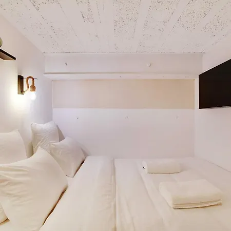 Apartment A Jewel In The Heart Of The Marais- 4p 1bdr-