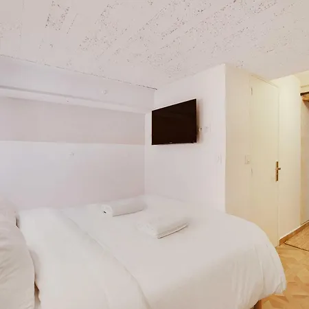 A Jewel In The Heart Of The Marais- 4p 1bdr- Apartment Paris