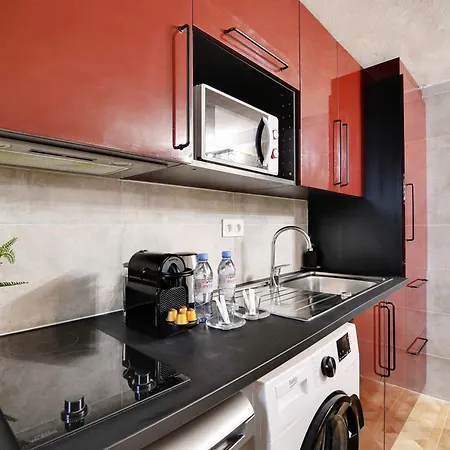 A Jewel In The Heart Of The Marais- 4p 1bdr- * Paris