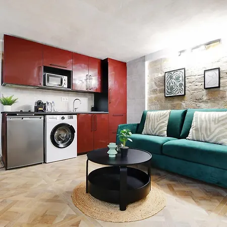 A Jewel In The Heart Of The Marais- 4p 1bdr- Apartment Paris
