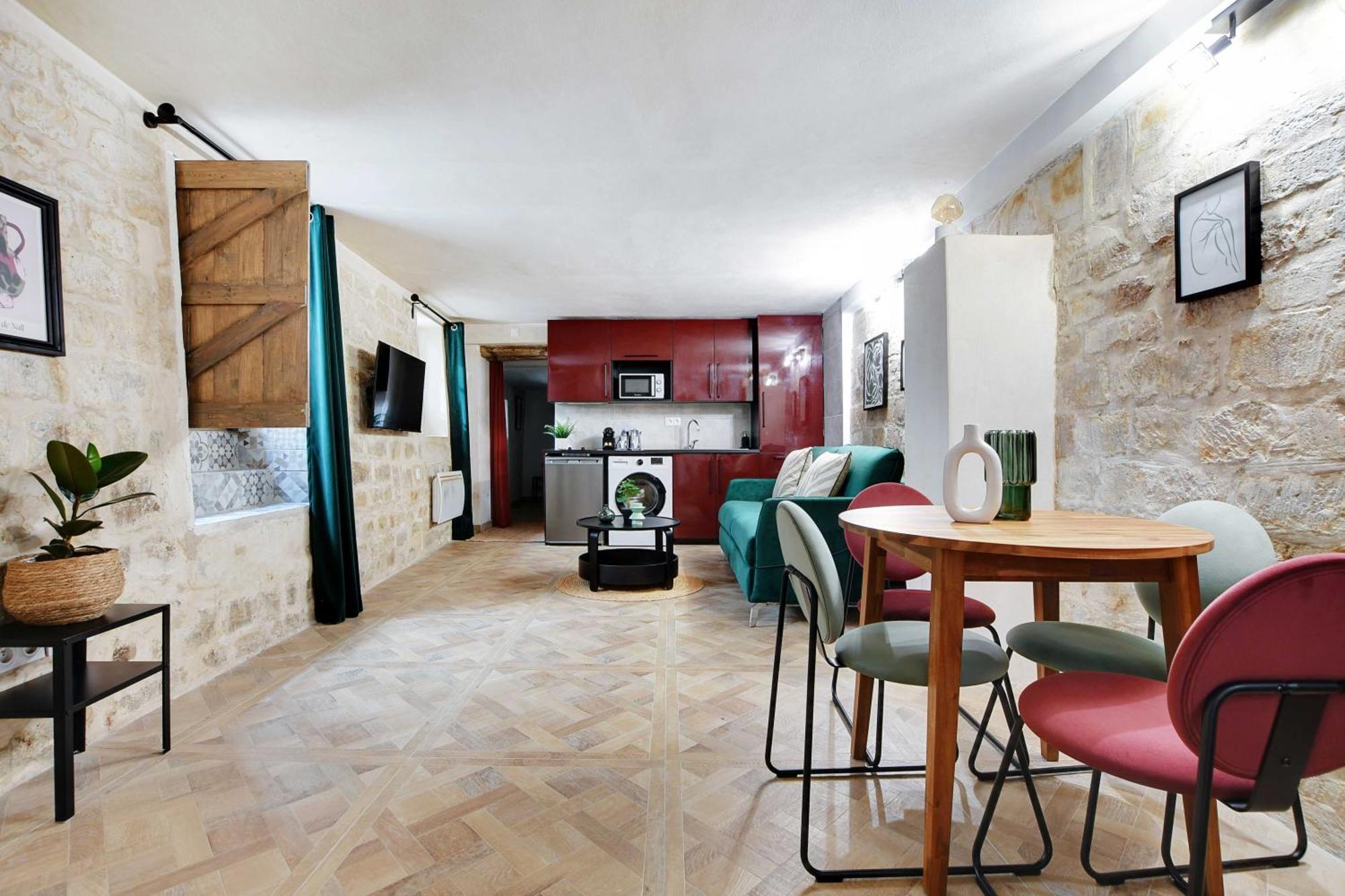 Apartment A Jewel In The Heart Of The Marais- 4p 1bdr- *